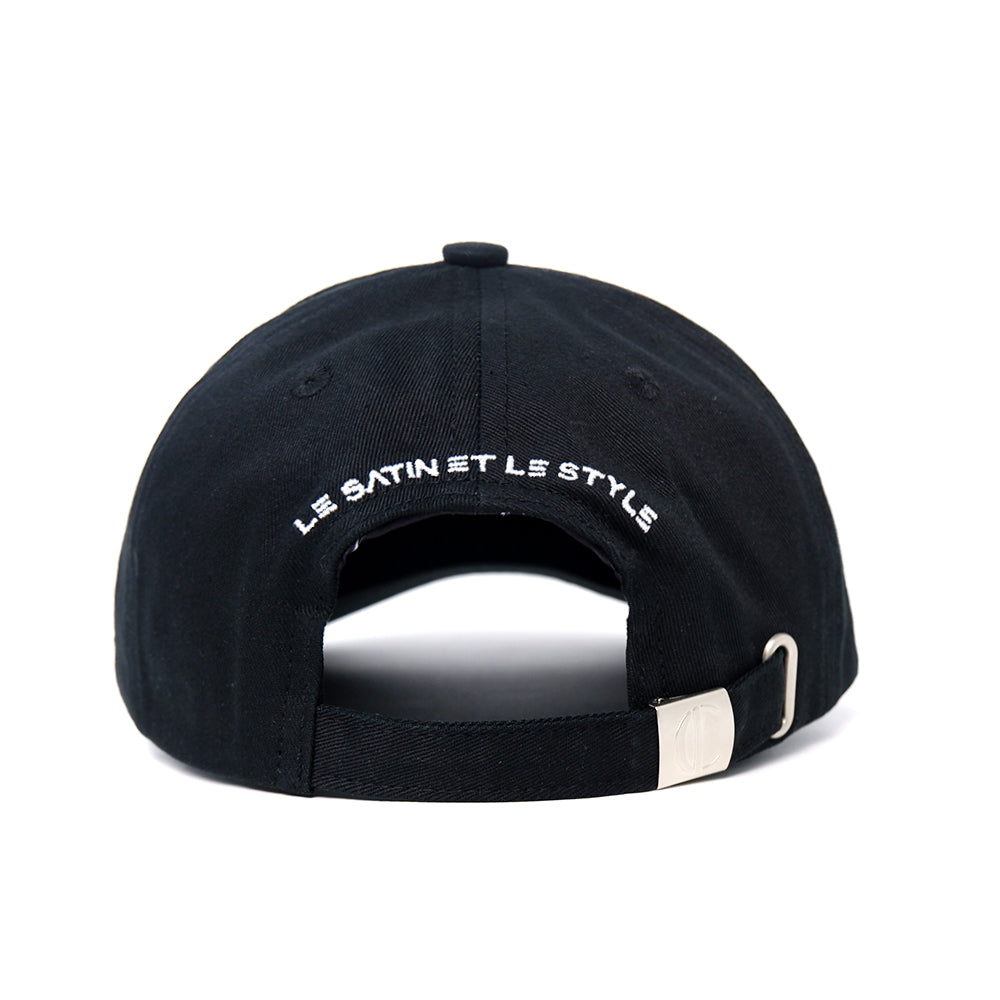 Casquette Noire Imperméable avec Intérieur en Satin