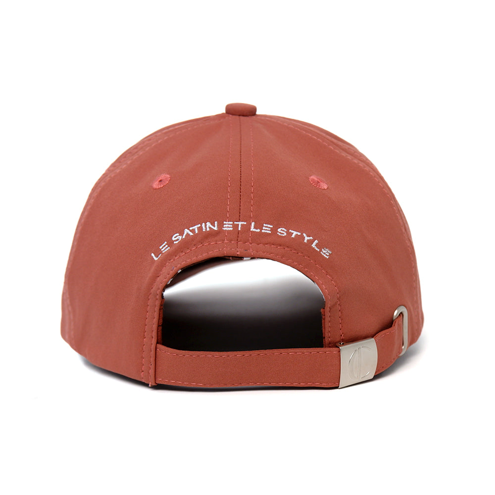 Casquette Marron Imperméable avec Intérieur en Satin