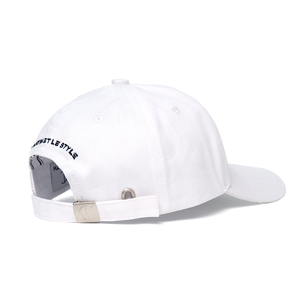 Casquette blanche intérieur satin cheveux crépus — Icecloth