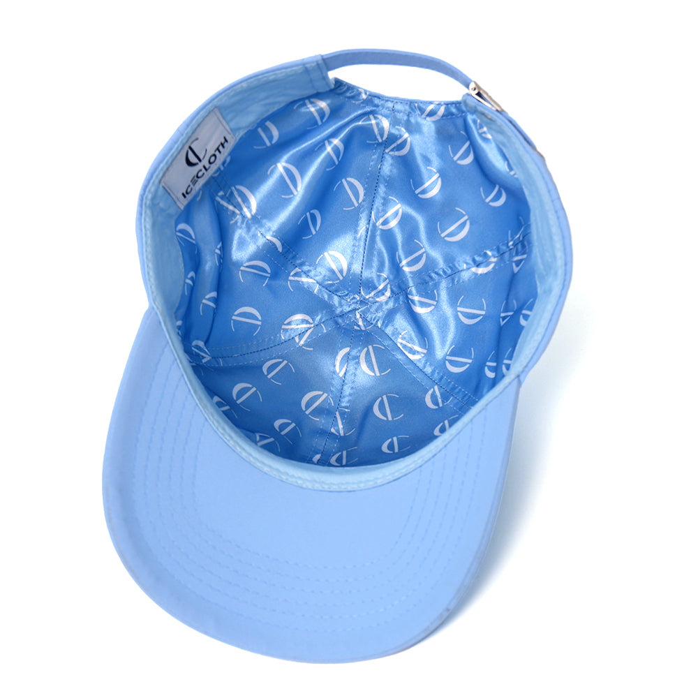 Casquette Bleu Ciel Imperméable avec Intérieur en Satin