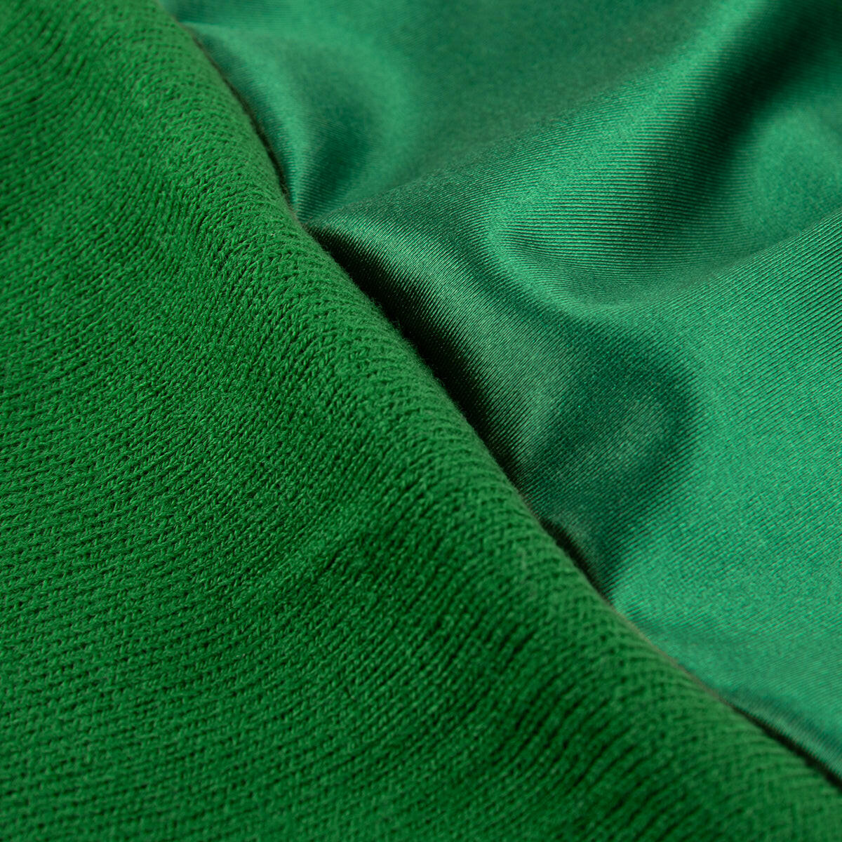 Bonnet intérieur satin vert