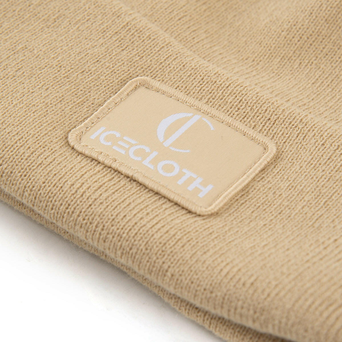 Bonnet intérieur satin beige
