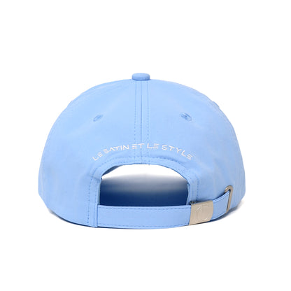 Casquette Bleu Ciel Imperméable avec Intérieur en Satin